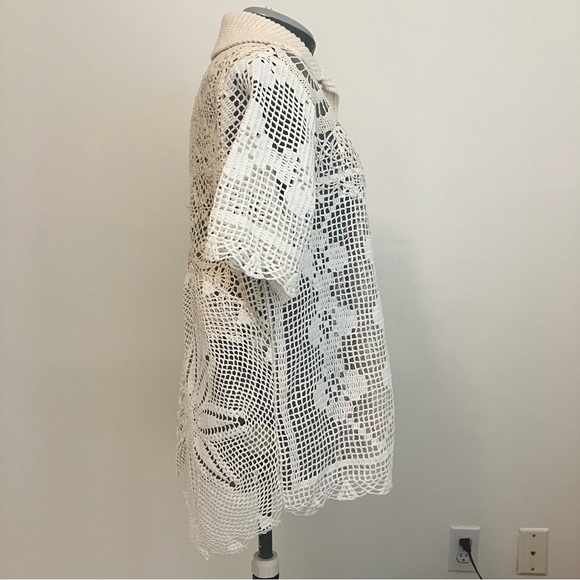 Eliou Doily Button Down, Medium - Picture 8 of 9